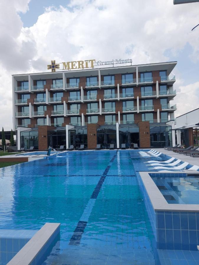 Merit Grand Mosta Spa Hotel & Casino Svilengrad Exterior photo